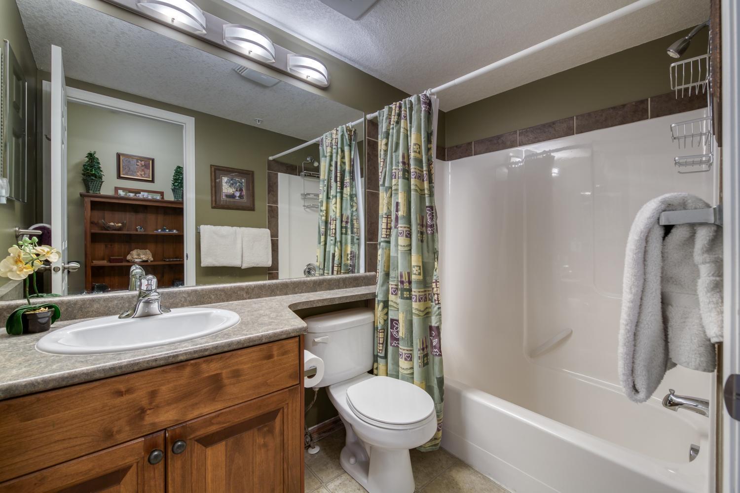 The Peaks 3 Bedroom Mountain View Condo Radium Hot Springs Exterior foto