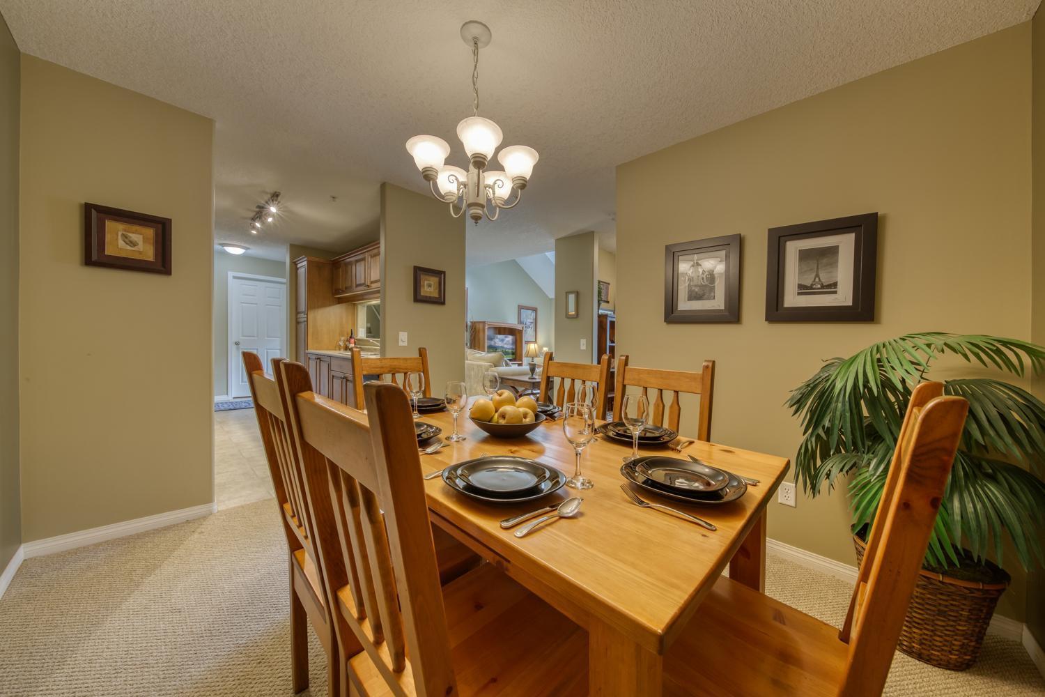 The Peaks 3 Bedroom Mountain View Condo Radium Hot Springs Exterior foto
